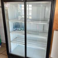 Üvegajtós Italhűtő Sőrhűtő